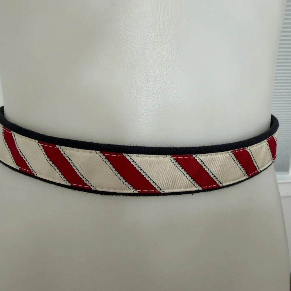 Vineyard Vines boys belt size 28